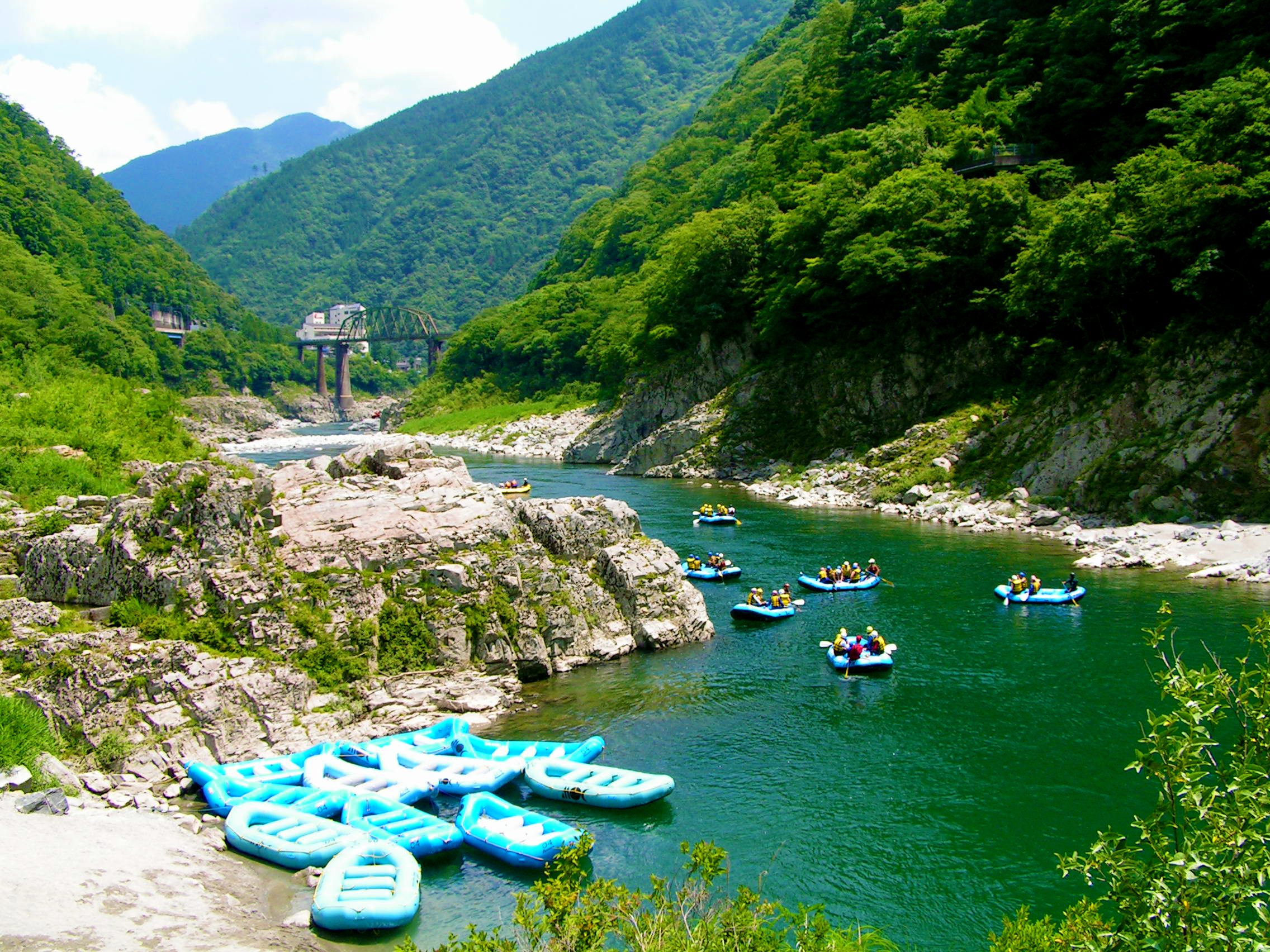Yoshino Rafting 1